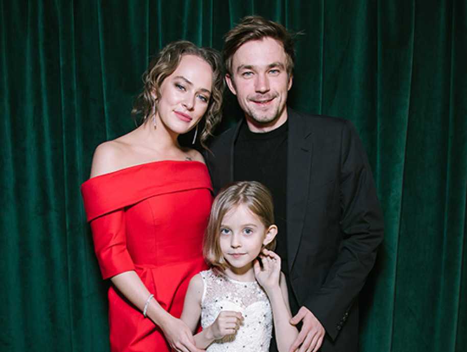 Виталия корниенко чья дочь фото с родителями